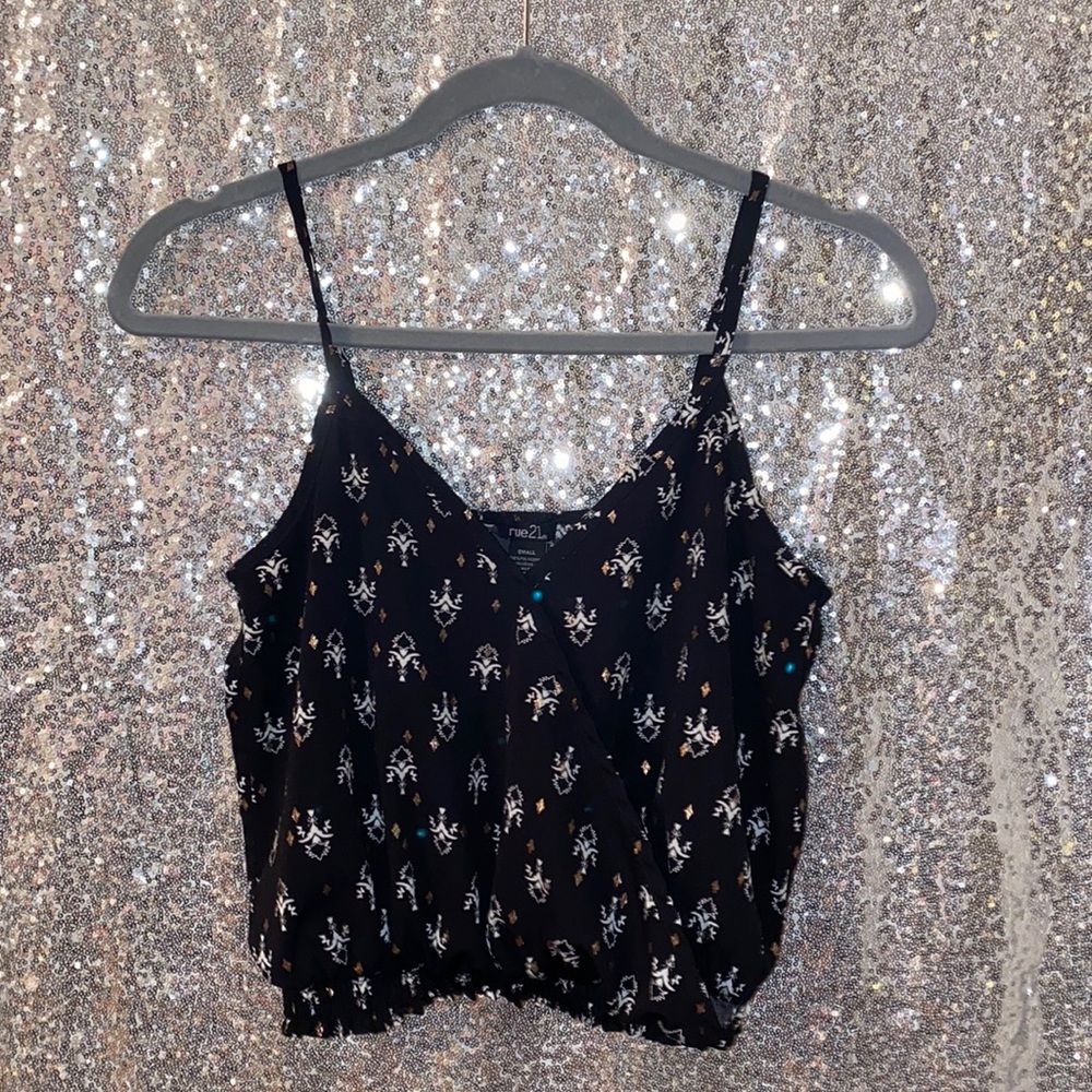 Rue21 Scrunched Bottom Pattern Crop Top